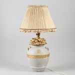 1219 1047 TABLE LAMP
